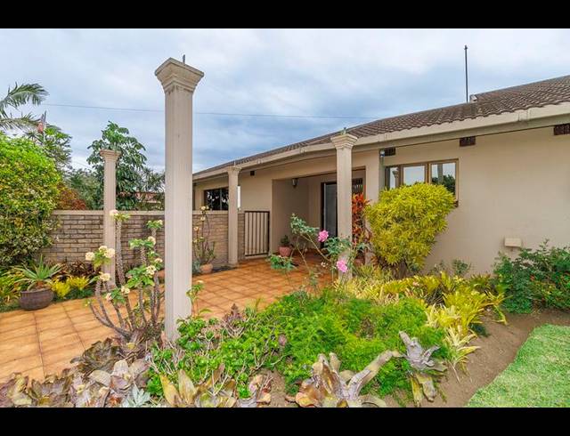 6 BEDROOM HOUSE FOR SALE IN RESERVOIR HILLS